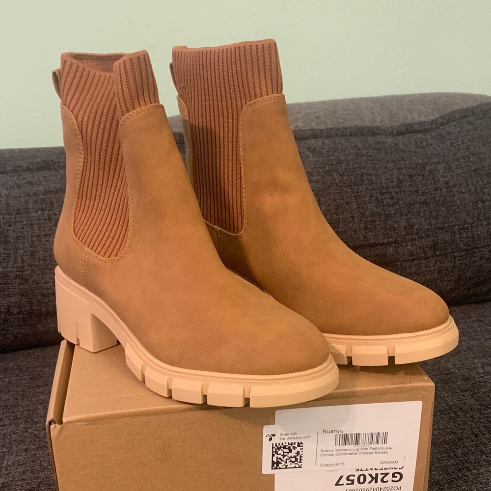Women's Tan Ankle Boots